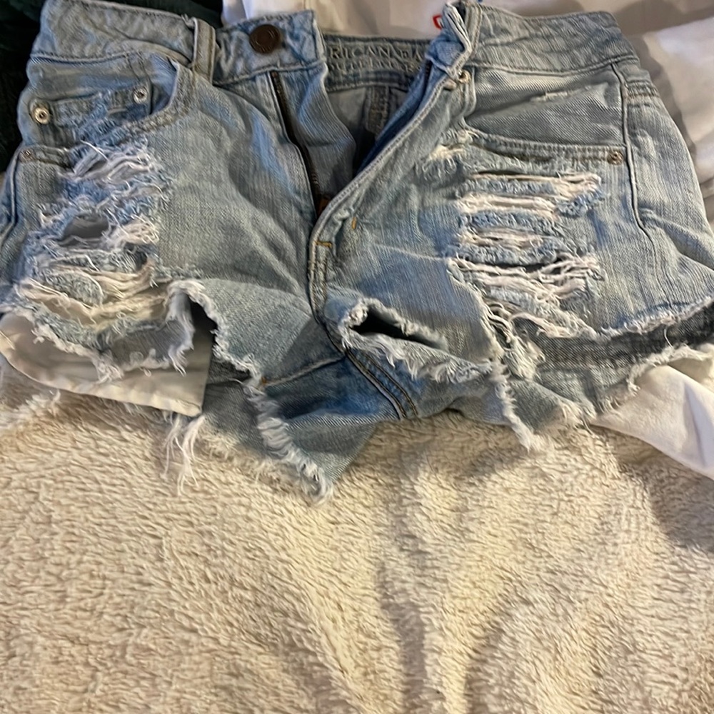 american eagle short shorts